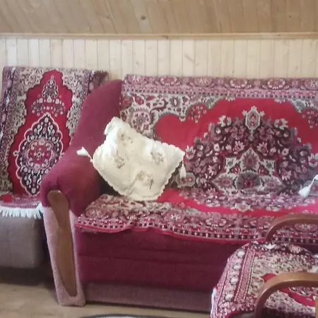 House 2 уч фальчі вул першого травня буд 5 Mykulychyn